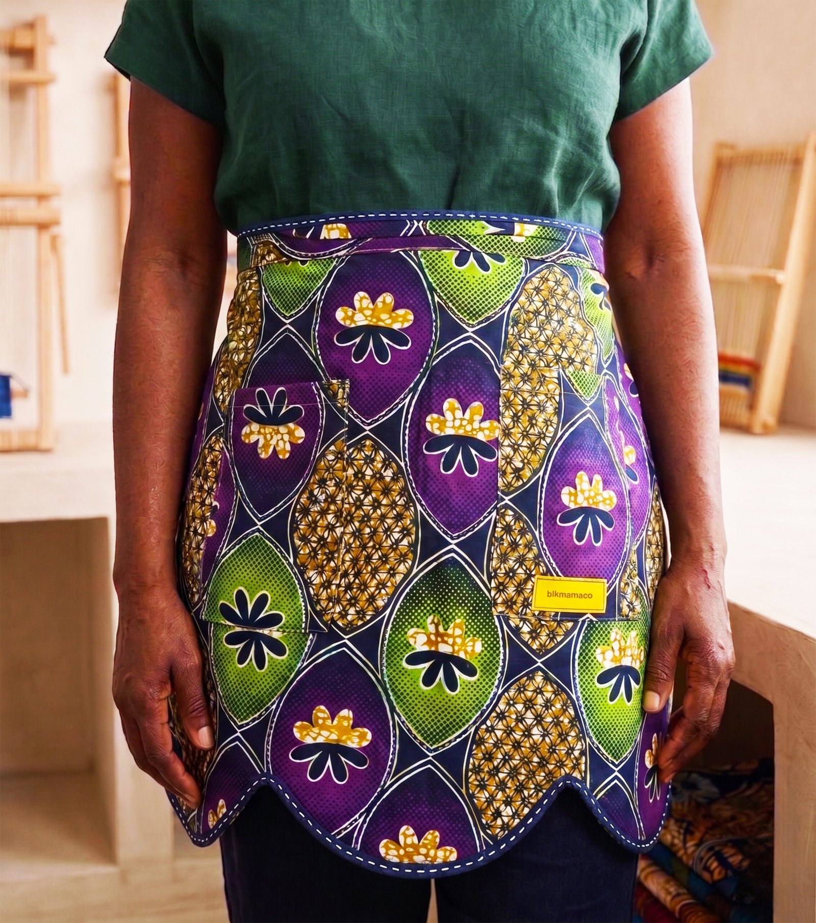 Apron green